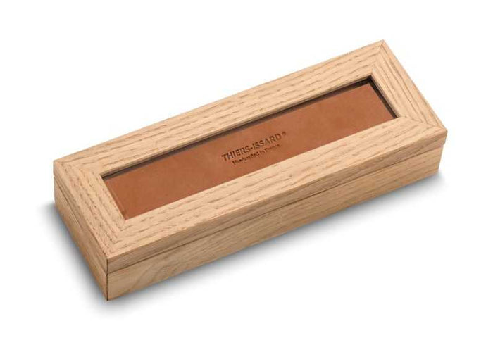 Wooden storage case for straight razor
