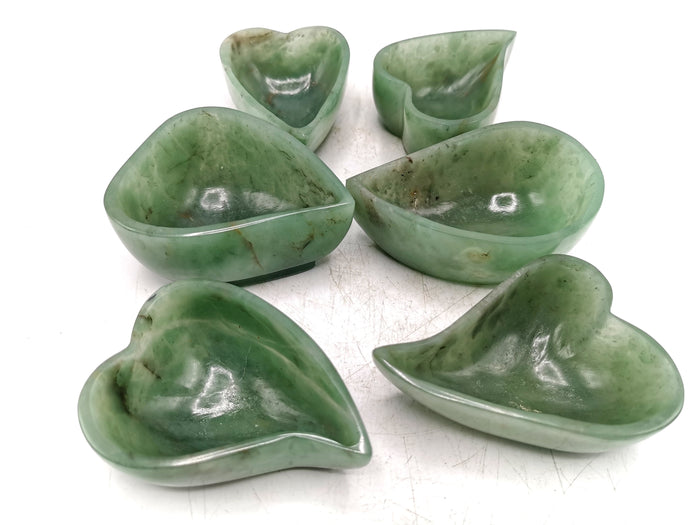 1 unit of Beautiful light green aventurine tear-drop shaped designer bowl - 3.8 inches and 165 gms (0.36 lb) - ONE BOWL ONLY