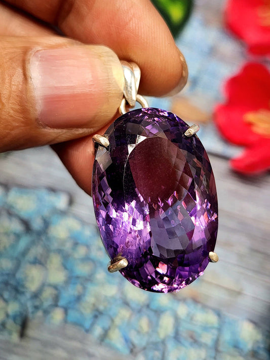 Amethyst Faceted Oval Pendant in Sterling Silver - Captivating Beauty and Artisan Craftsmanship - Shwasam