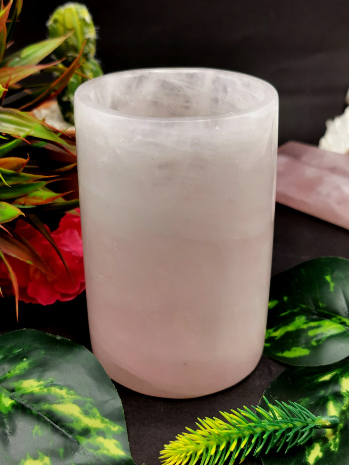 Beautiful gemstone goblets in rose quartz stone - ONLY 1 PIECE - Shwasam