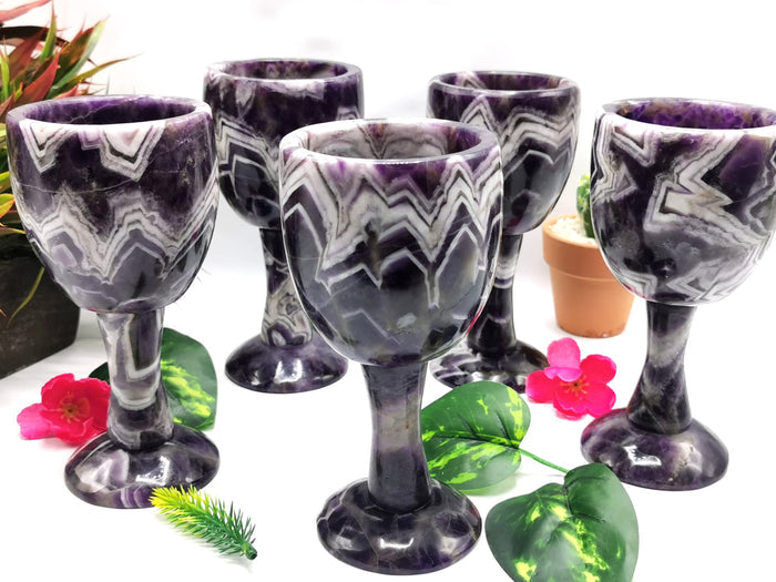 Beautiful gemstone wine glass in chevron amethyst stone - ONLY 1 PIECE