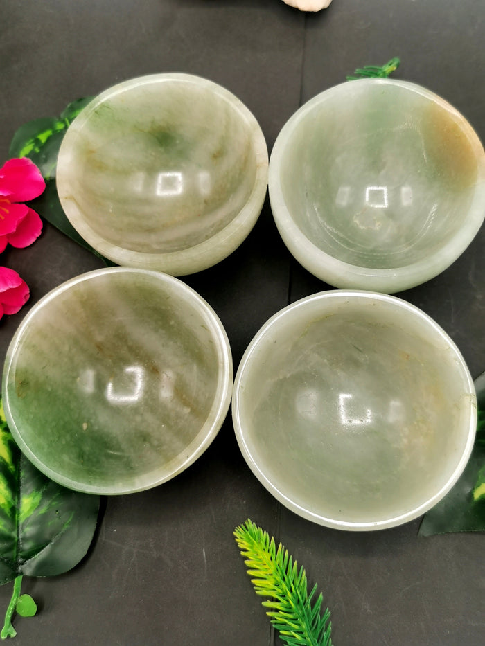 Beautiful light green aventurine hand carved round bowls - 3 inches diameter and 160 gms (0.35 lb) - ONE BOWL ONLY - Shwasam