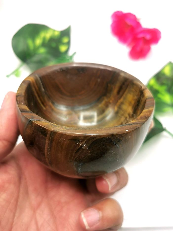 Beautiful tiger eye hand carved round bowls - 3 inches diameter and 250 gms (0.55 lb) - ONE BOWL ONLY