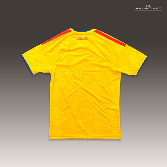 ADIDAS COLOMBIA 2026 FIFA WORLD CUP™ HOME SLIM FIT MENS SOCCER JERSEY