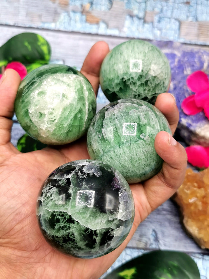 Green fluorite stone spheres - Energy/Reiki/Crystal - 2 inches (5 cms) diameter and 190 gms (0.42 lb) - ONE PIECE ONLY - Shwasam