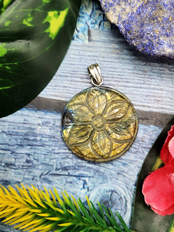 Labradorite Floral Carving Pendant with 925 Silver Loop - A Fusion of Artistry in Gemstone & Radiance