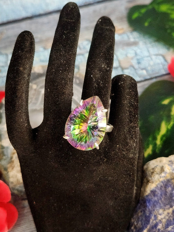 Mystic Quartz Faceted Tear Drop Ring (size 8) : Mesmerizing Beauty in 925 Silver - Shwasam