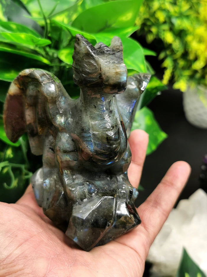 Natural Labradorite stone carving of Flying Dragon with blue flash - Hand carved - Shwasam