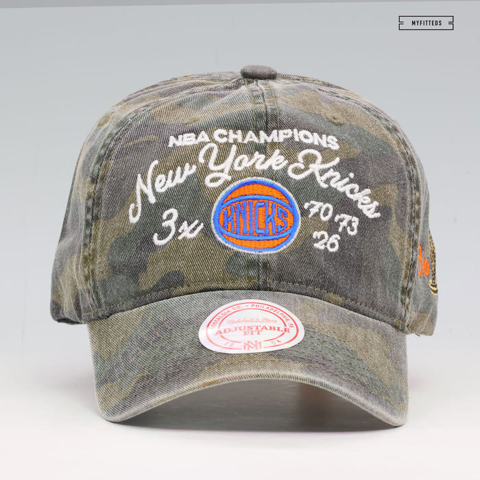 NEW YORK KNICKS 3X NBA FINALS CHAMPIONS SCRIPT LOW PRO CAMO MITCHELL & NESS STRAPBACK HAT