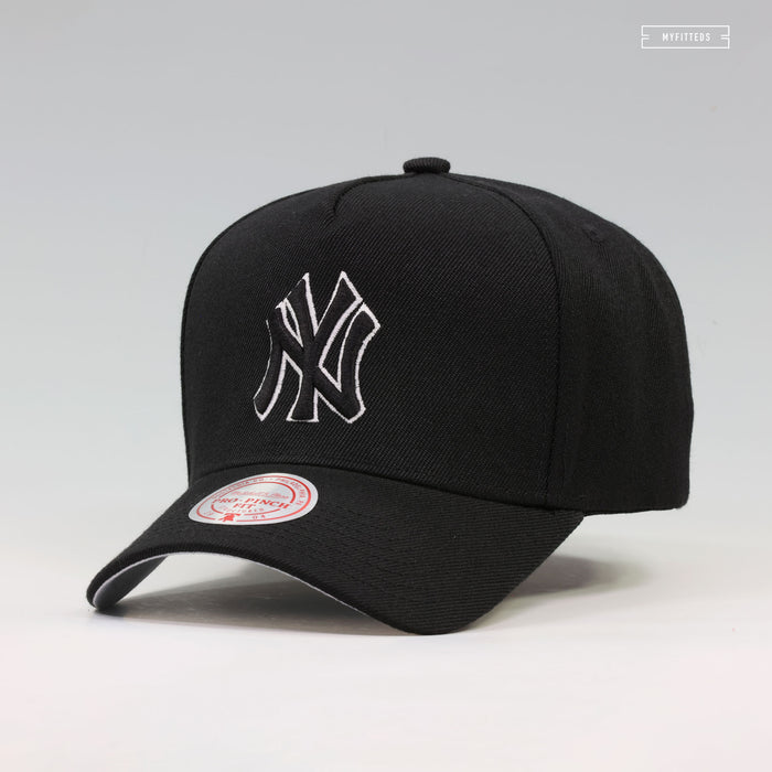 NEW YORK YANKEES MLB PRO-PINCH FIT STRUCTURED MITCHELL & NESS SNAPBACK HAT