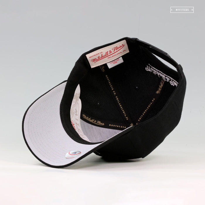 NEW YORK YANKEES MLB PRO-PINCH FIT STRUCTURED MITCHELL & NESS SNAPBACK HAT