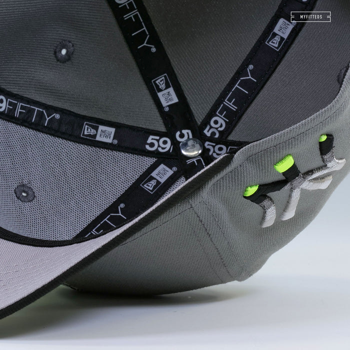 NEW YORK YANKEES SKULL HUMAN ANATOMY NIKE AIR MAX 95 OG NEON YELLOW INSPIRED NEW ERA CAP