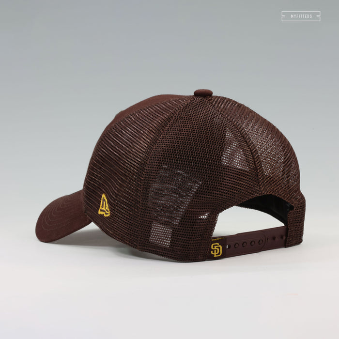 SAN DIEGO PADRES PRIMARY NEW ERA 9FORTY ADJUSTABLE TRUCKER MESH DAD HAT