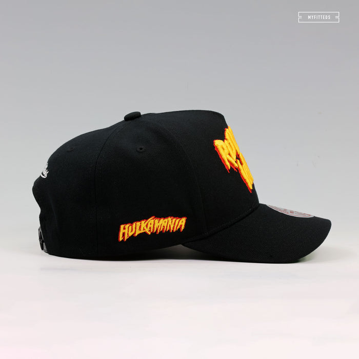 WWE HULKAMANIA RUNNIN' WILD PRO PINCH STRUCTURED MITCHELL & NESS SNAPBACK HAT