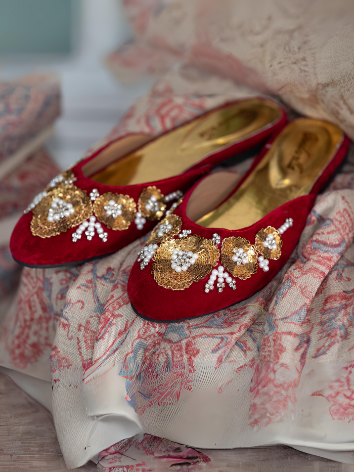 Zora Red Velvet Babouche
